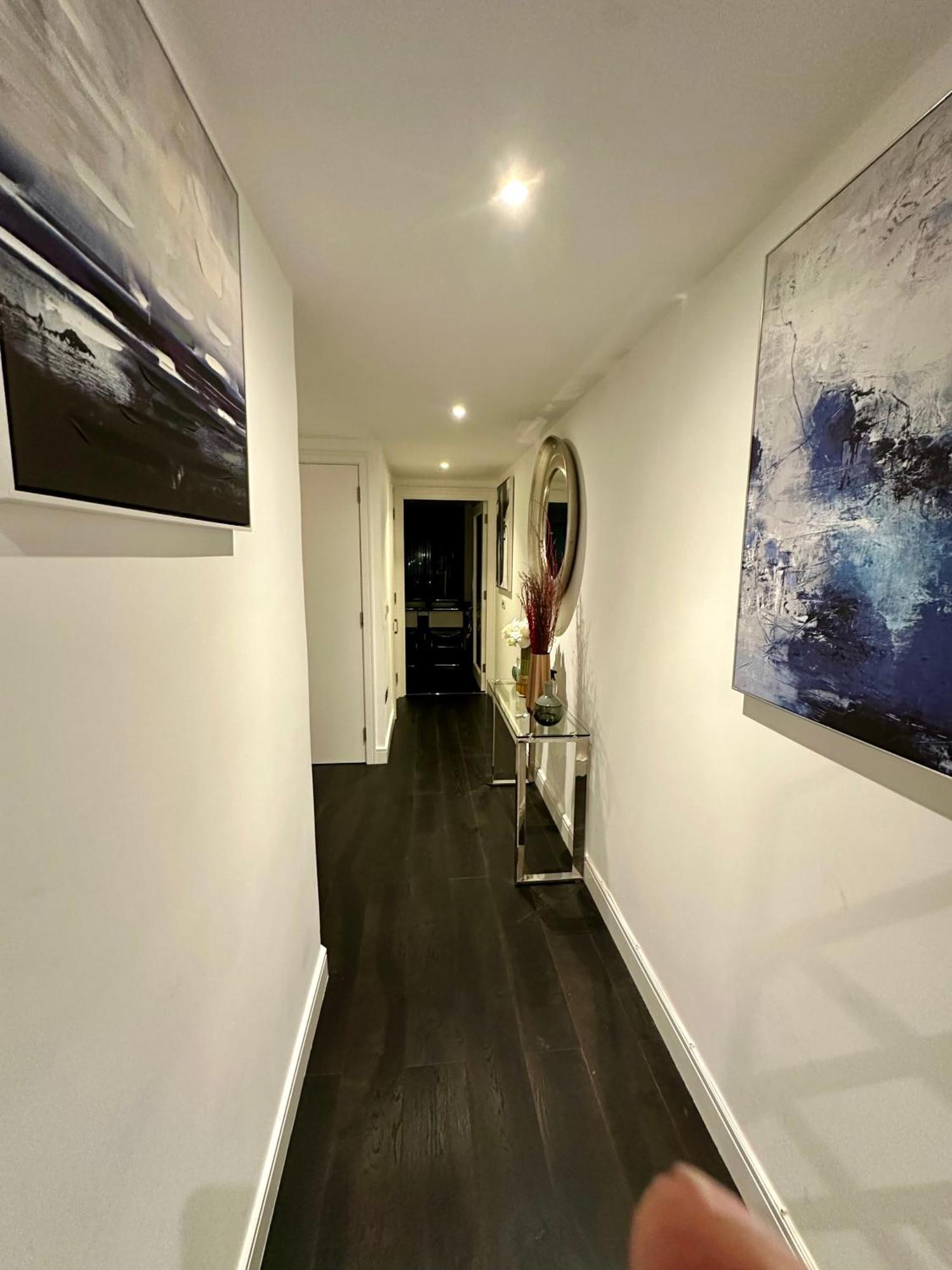 Gunwharf Quays Harbour Apartments ポーツマス エクステリア 写真