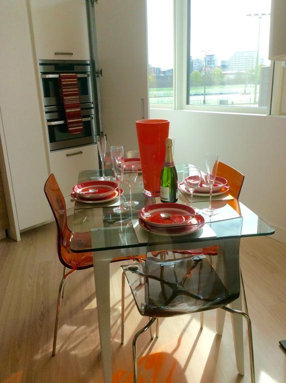 Gunwharf Quays Harbour Apartments ポーツマス エクステリア 写真